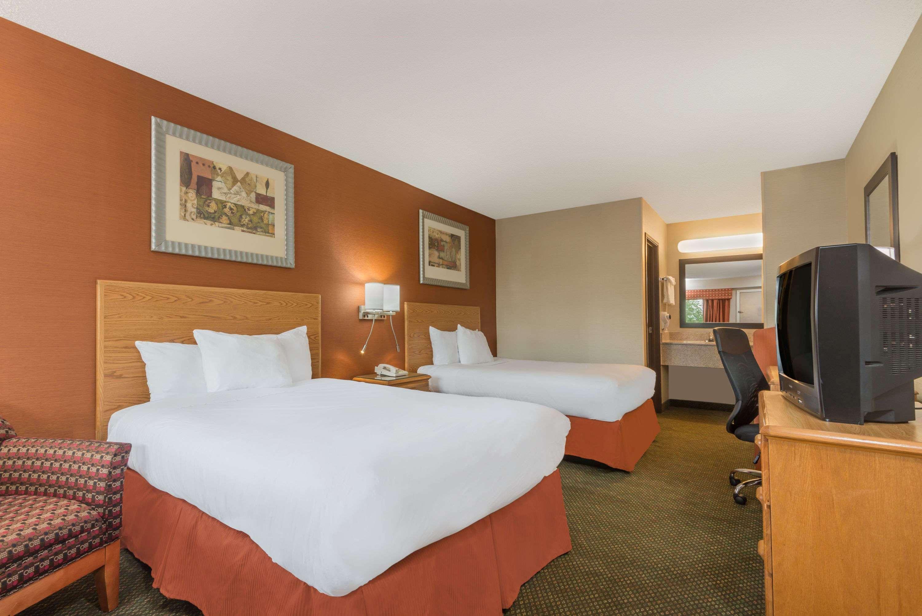 Days Inn By Wyndham Columbus Fairgrounds Eksteriør billede