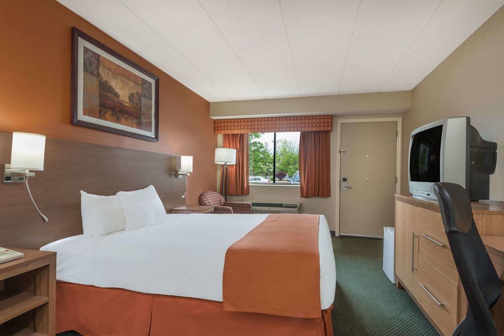 Days Inn By Wyndham Columbus Fairgrounds Eksteriør billede